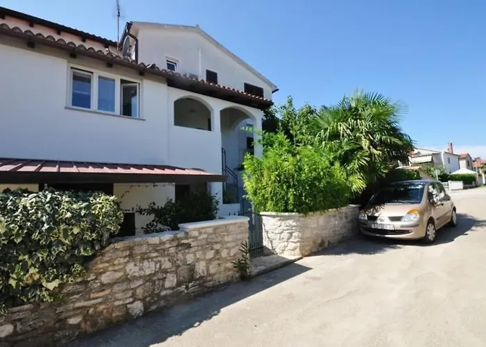 In Novigrad Mit Privatem Parkplatz By Interhome شقة Novigrad Istria