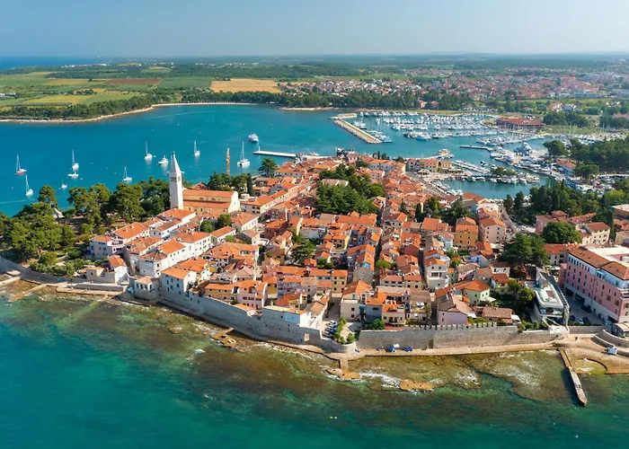 In Novigrad Mit Privatem Parkplatz By Interhome Novigrad Istria